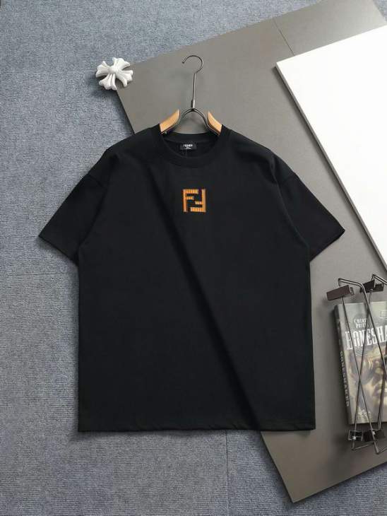 Picture of Fendi T Shirts Short _SKUFendiS-XLaatx0413978